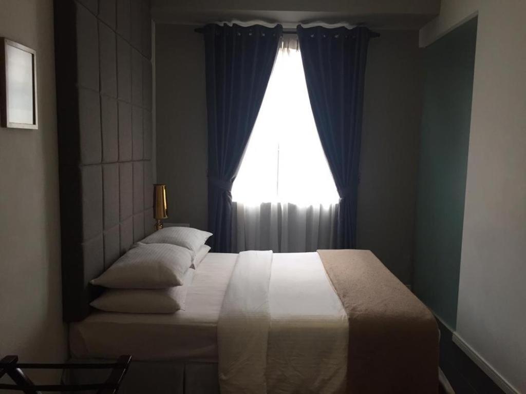 The Ardens Hotel - Austin Джохор Бахру Екстериор снимка